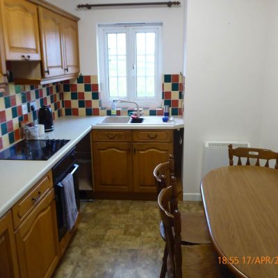  Bungalow  to let in Meidrim Carmarthen